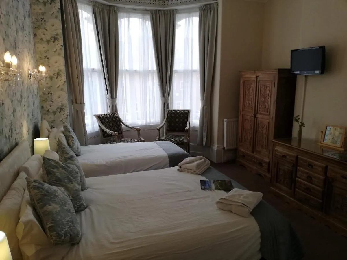 Bed and Breakfast Esplanade Gardens B&B Σκάρμπορο