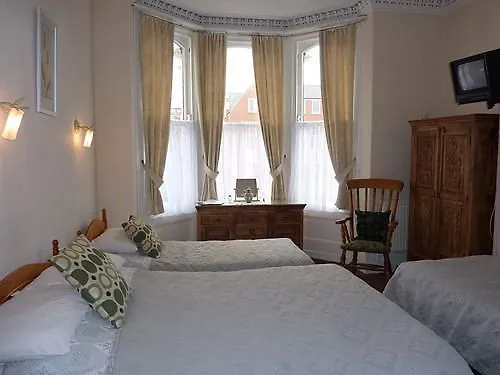 Esplanade Gardens B&B Σκάρμπορο Bed and Breakfast