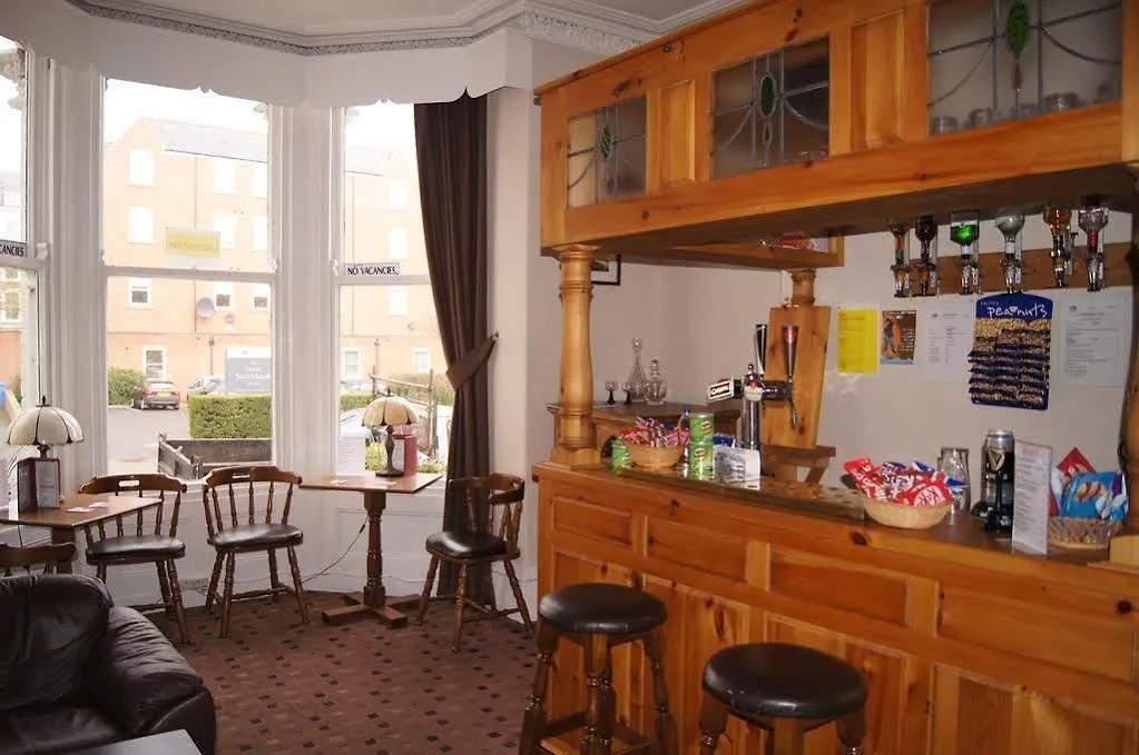 Bed and Breakfast Esplanade Gardens B&B Σκάρμπορο