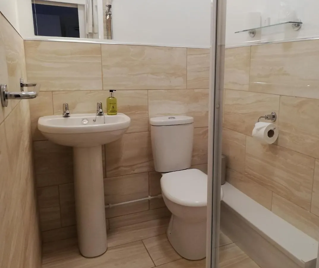 Bed and Breakfast Esplanade Gardens B&B Σκάρμπορο